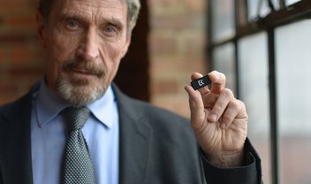 John McAfee volta ao Brasil para evento de segurança digital no Rio