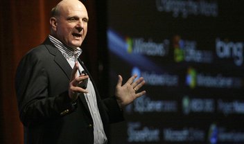 Para Steve Ballmer, Microsoft demorou a entrar no mercado de hardware