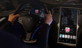 Adeus, recall! Tesla corrige problema do Model X com atualização de sistema