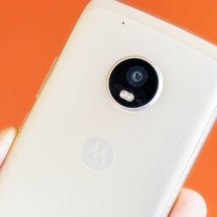Imagem de Vazamentos revelam suposta data de anúncio e especificações do Moto X4