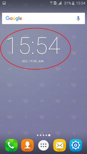 Como colocar relógio na tela do celular
