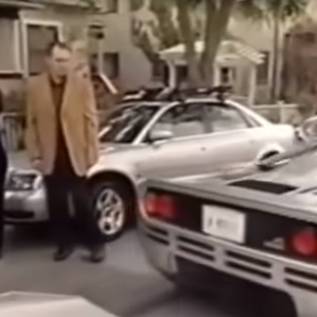 Imagem de Vídeo mostra Elon Musk recebendo seu primeiro hipercarro: uma McLaren F1