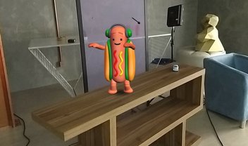 A nova aposta do Snapchat contra o Instagram é... um hot-dog dançarino