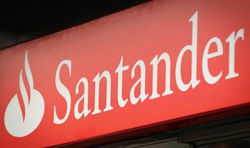 Golpe: mensagem falsa do Santander é enviada via SMS e email