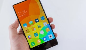 Imagem vazada entrega visual do Xiaomi Mi Mix 2 com tela sem bordas