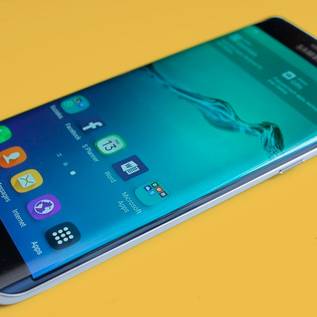 Imagem de Galaxy S9 pode ter acessórios magnéticos iguais aos Moto Snaps