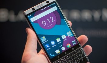 BlackBerry finalmente abandona teclado físico e adota touchscreen completa