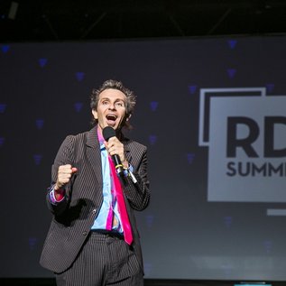 Imagem de 4 lições do maior evento de Marketing Digital e Vendas da América Latina