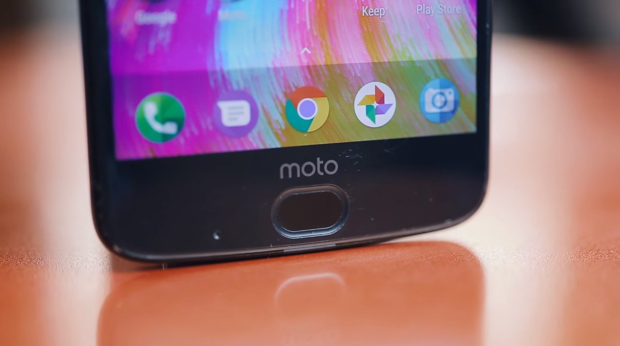Motorola Moto Z2 Force review