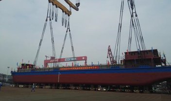 Primeiro navio 100% elétrico da China transportará carvão mineral