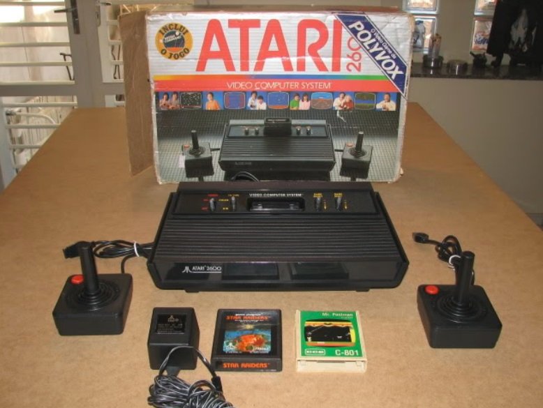 Uma caixa de Atari.