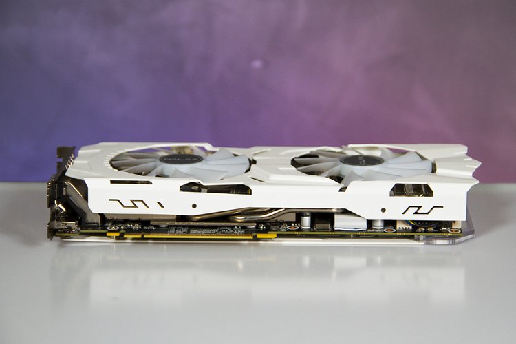 Design GALAX GTX 1070 Ti White