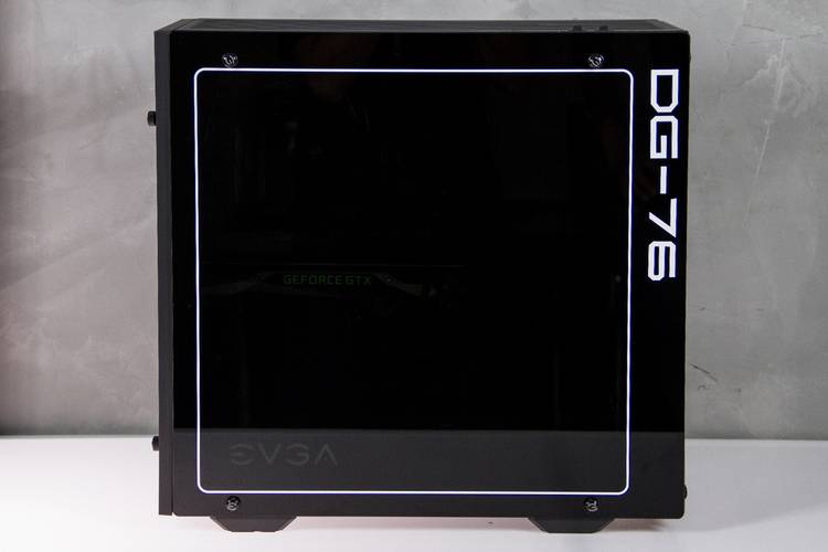 Gabinete EVGA DG-76