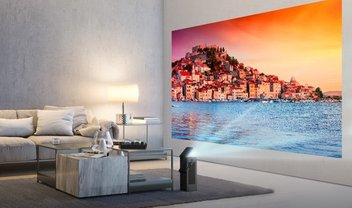 Este pequeno projetor da LG consegue gerar imagens 4K de 150 polegadas