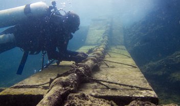 Contra vontade, Google vai construir novos cabos submarinos de fibra óptica