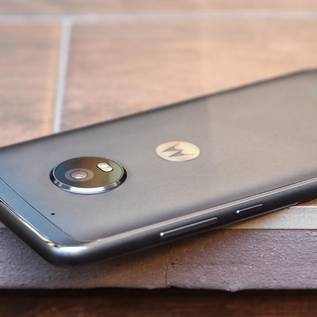 Imagem de Falha de segurança encontrada na “versão Amazon” do Moto G5 Plus
