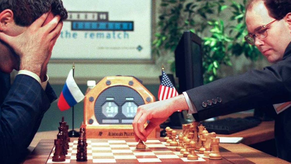 Há 20 anos, supercomputador derrotou o campeão mundial do xadrez