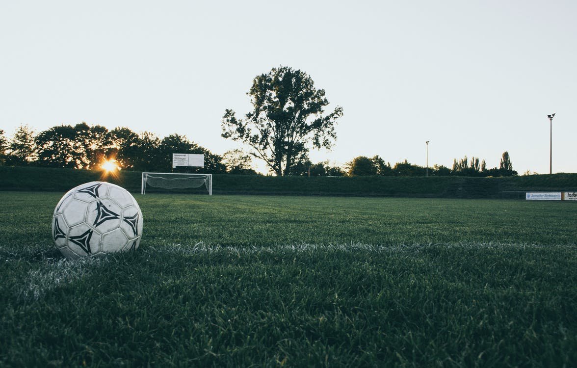 FIFA aprova! Agora árbitros de vídeo são oficiais no Futebol