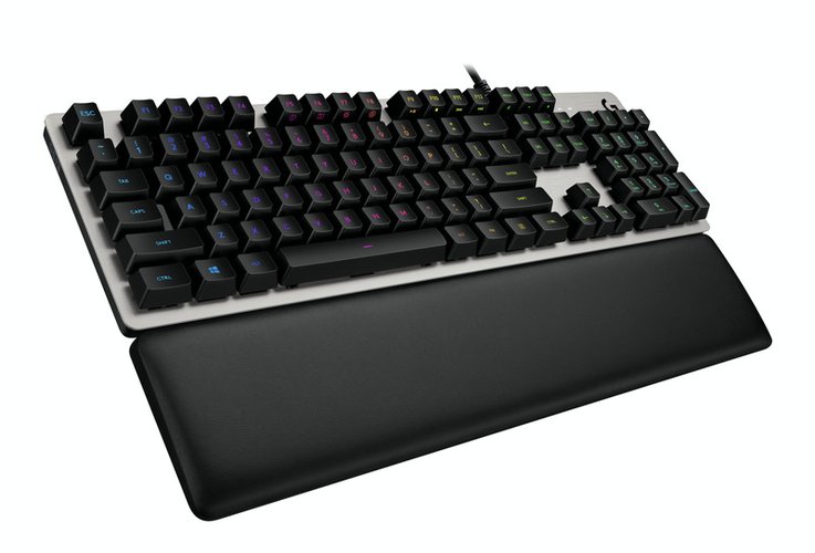 Logitech G513