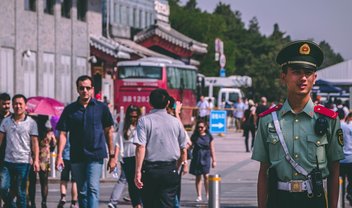 Cidade chinesa vai identificar cidadãos por meio de reconhecimento vocal