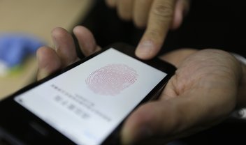 Polícia americana desbloqueia iPhones com dedos de pessoas mortas