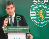 Presidente de time de futebol português suspende 19 jogadores via Facebook