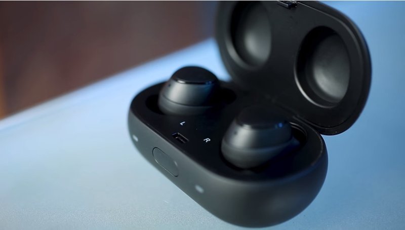 Samsung Gear IconX 2018