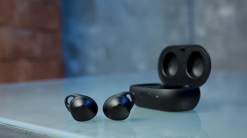 Samsung Gear IconX 2018