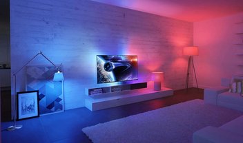 Philips volta a produzir TVs com Ambilight para o mercado brasileiro