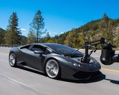 Câmera mais rápida do mundo está no capô em um Lamborghini