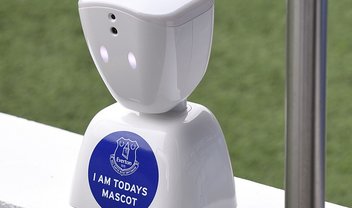 Menino doente 'vira' mascote virtual em partida de futebol na Inglaterra -  TecMundo