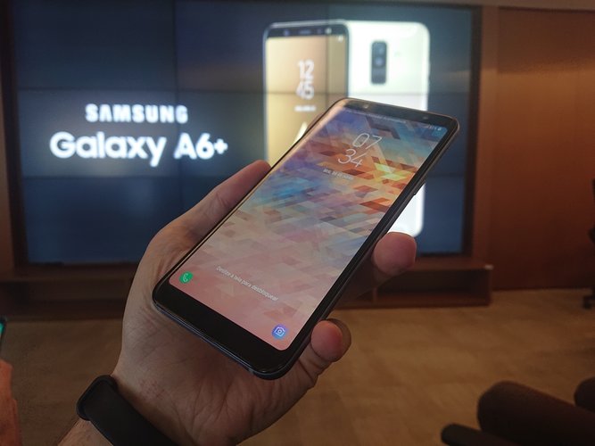 Samsung Galaxy A6+ Brasil