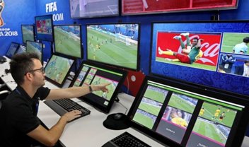 VAR atuou em 455 lances da Copa e FIFA se diz feliz com o resultado