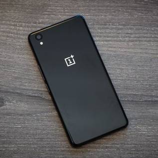 Imagem de CEO da OnePlus admite — e explica — o fracasso do intermediário OnePlus X