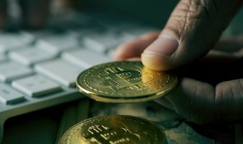 Jovem milionário perde mais de 5 mil bitcoins em golpe online