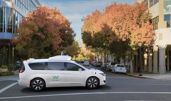 Waymo enfrenta críticas em seus testes com carros autônomos