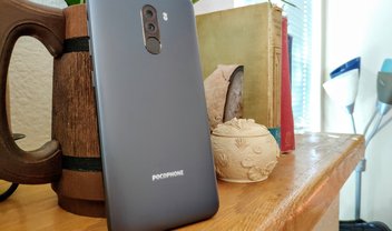 Xiaomi Pocophone F1 é submetido a testes de resistência. Veja o resultado