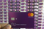 Imagem de 5 milhões de clientes depois, o cartão do Nubank está de cara nova