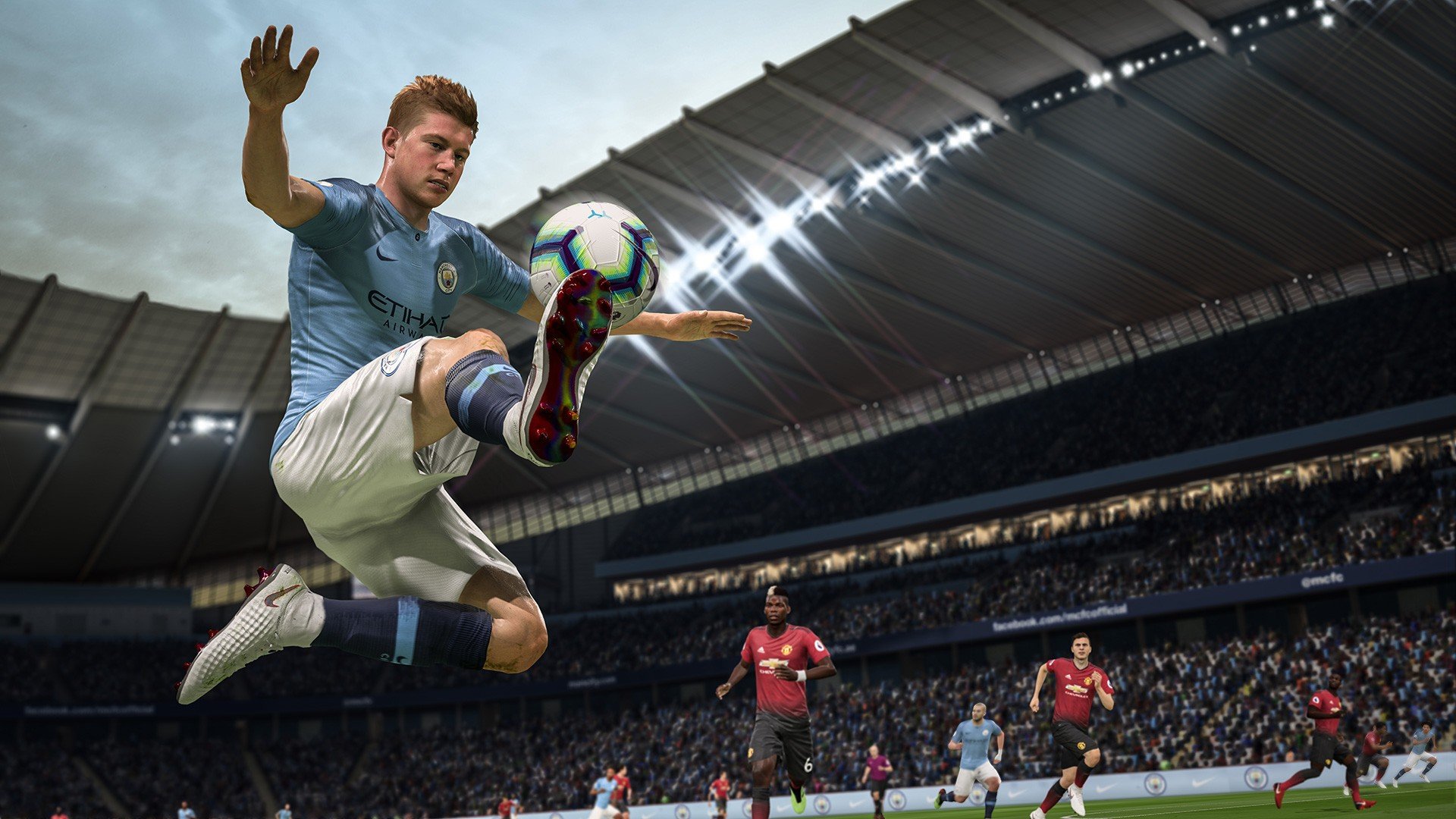 Análise: FIFA 19 brinca com regras do futebol e se fortalece com