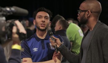 Jogador profissional de FIFA 19 é suspenso por usar termas homofóbicos