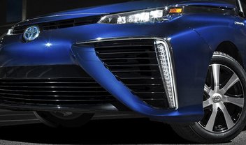 Toyota Mirai: conheça o carro elétrico movido a células de hidrogênio