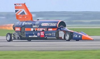 Projeto Bloodhound SSC, o carro dos 1600 km/h, é suspenso no Reino Unido