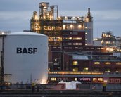 BASF cria tinta escura mais visível para carros autônomos