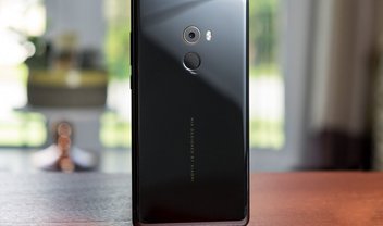 Oferta: Xiaomi Mi Mix 2 por um excelente preço na importação