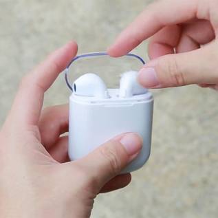 Imagem de Fone sem fio inspirado no Apple Airpods tem boa qualidade e custa só R$ 30