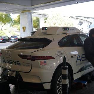 Imagem de CES 2019: Laser de carro autônomo teria queimado sensor de câmera digital