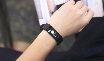 Alfawise B7 Pro é a smartband com tela colorida que custa menos de R$ 75