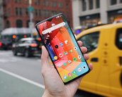 Assim como o Galaxy S10, OnePlus 6T tem biometria na tela – e custa menos