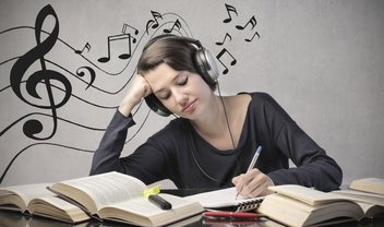 Estudo indica que ouvir música afeta negativamente a criatividade