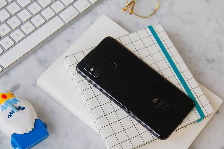 mi8